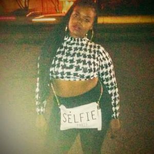 Meet your Posher, Lex